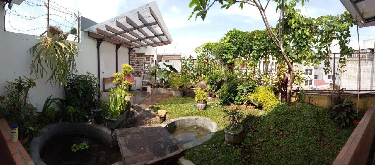 Neo Moritz Homestay Bandung Exterior foto